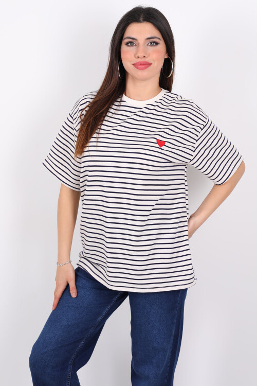 Çizgili Kalp Nakışlı Oversize Siyah Kadın T-Shirt - 3