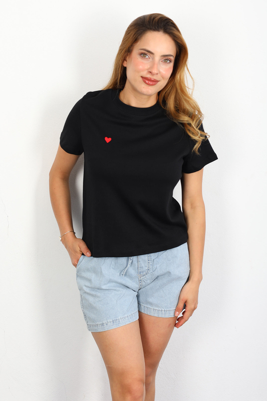 Kalp Nakışlı Bisiklet Yaka Basic Siyah Kadın T-Shirt - 3