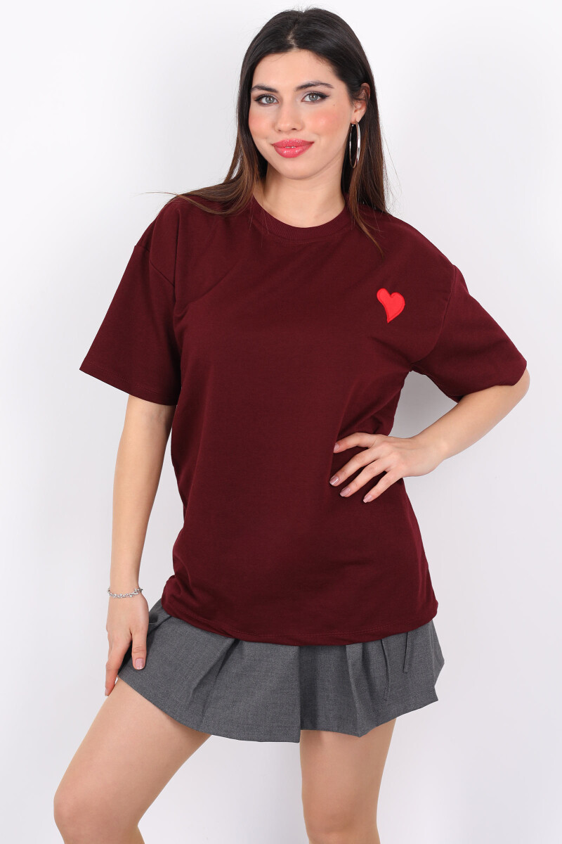 Kalp Nakışlı Bisiklet Yaka Oversize Bordo Kadın T-Shirt - 4